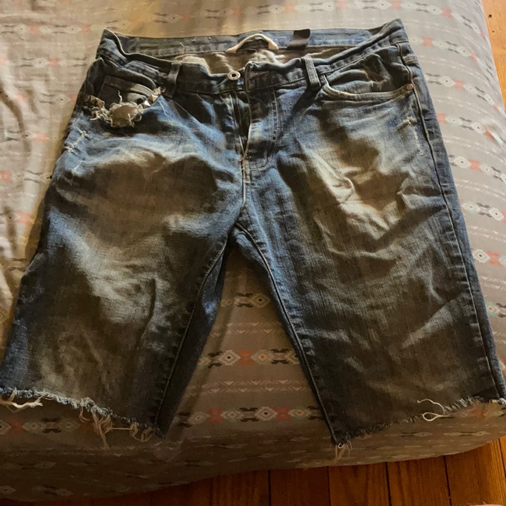CCS cut off jean shorts